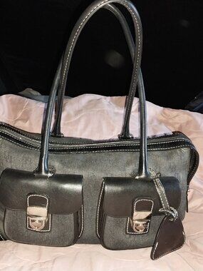 Dooney and bourke vintage signature double pocket satchel